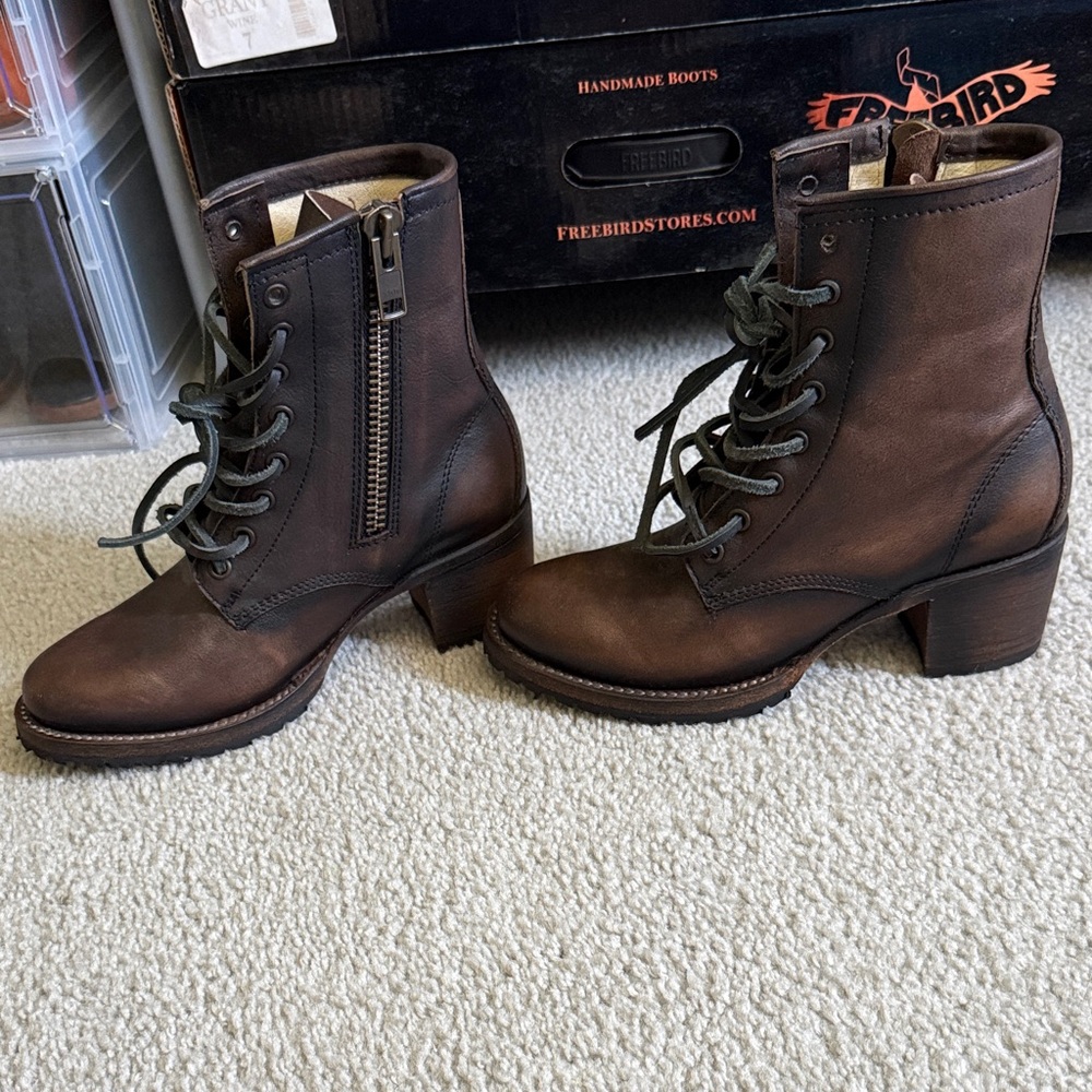 Freebird Cavalier Dark Brown Lace Up Boots | Sz 7